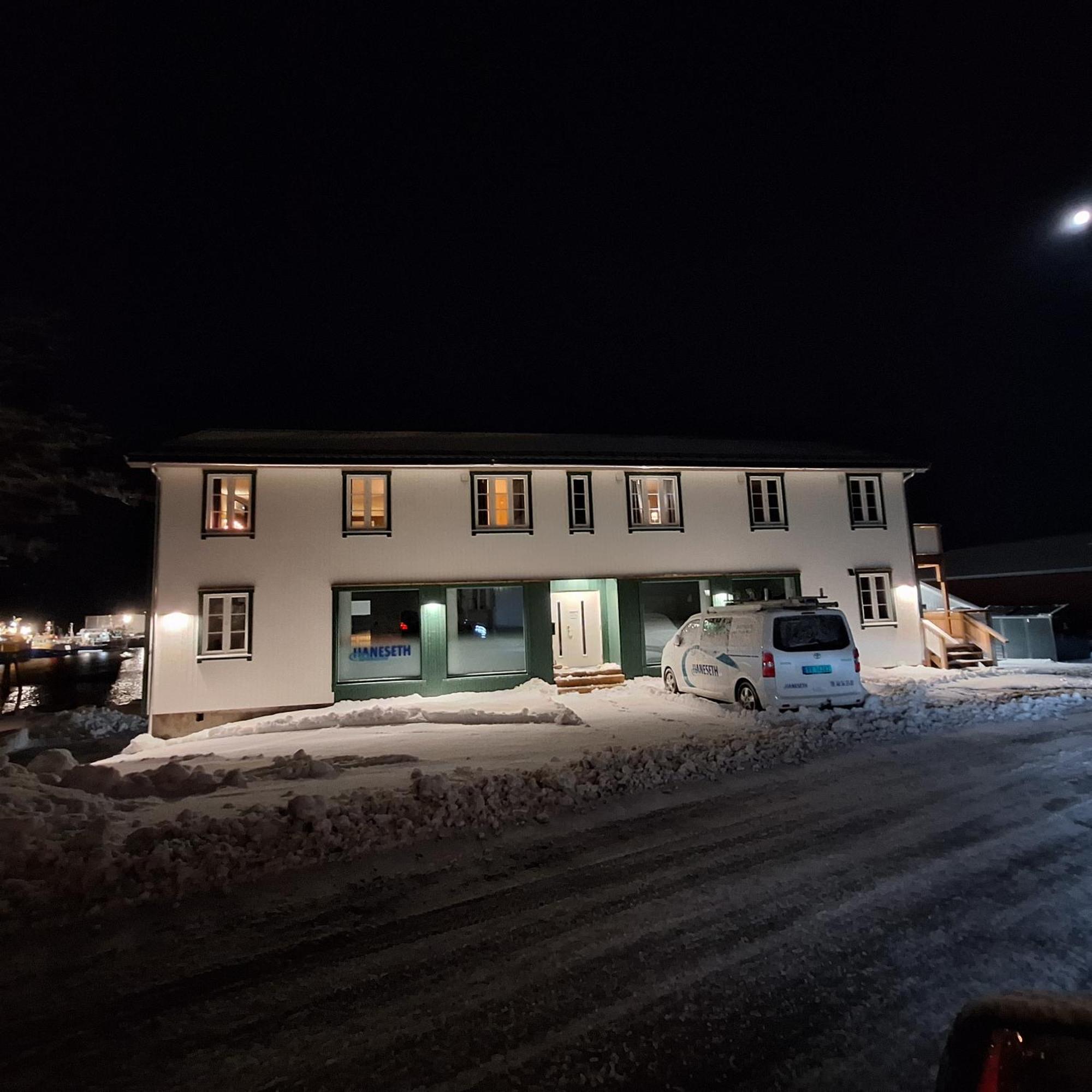 Kraemmervika Havn Ballstad Bagian luar foto
